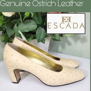 Escada Ostrich Leather Square Toe Pumps Heels Vintage 8.5 Ivory